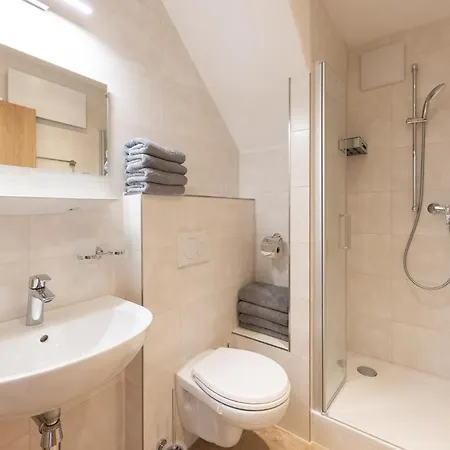 Schloegler's Apartmenthaus