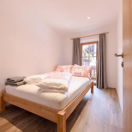 Schlögler`s Apartmenthaus *